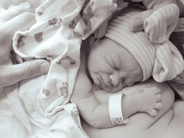 Birth photography by Mary Watson